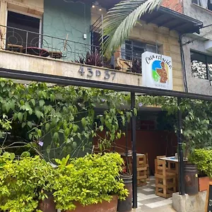 אכסניה Casa Estacion, מדיין